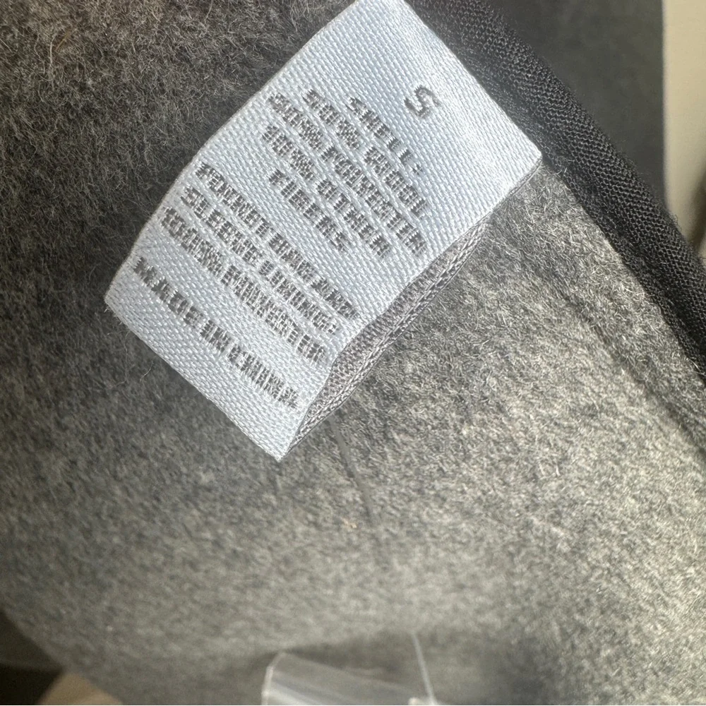 Wool Blend Coat by Dylan Grey Size Small - Picture 12 of 16